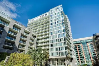 Condo Apartment in Toronto