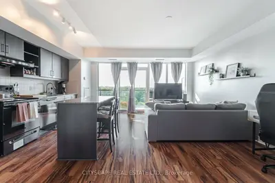 Condo Apartment in Toronto