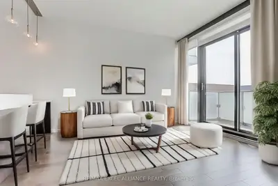 16 Bonnycastle Street 1110, Toronto C08, On M5a 0c9