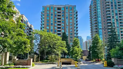 Condo Apartment in Toronto