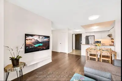Condo Apartment in Toronto