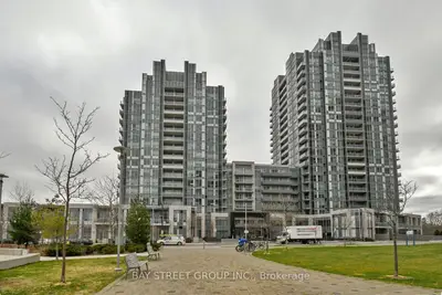 Condo Apartment in Toronto