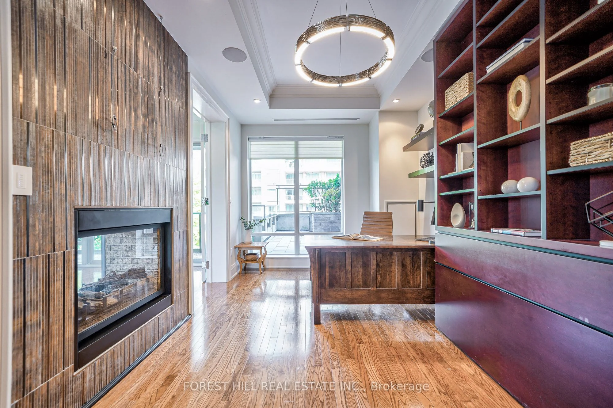 100 Yorkville Avenue 304, Toronto C02, ON M5R 2C3