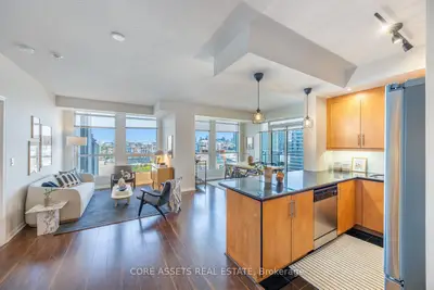 Condo Apartment in Toronto
