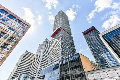 8 Eglinton Avenue E 3403, Toronto C10, On M4p 0c1