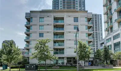 19 Avondale Avenue 208, Toronto C14, On M2n 0a6