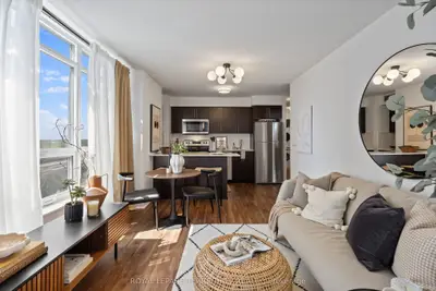 Condo Apartment in Toronto
