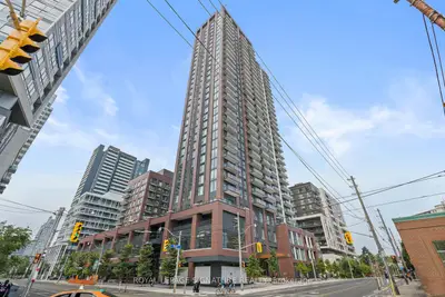 130 River Street 2301, Toronto C08, On M5v 3p7
