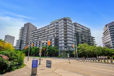 Condo Apartment in Toronto