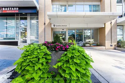 Condo Apartment in Toronto