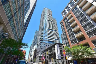 115 Blue Jays Way 4015, Toronto C01, On M5v 0n4