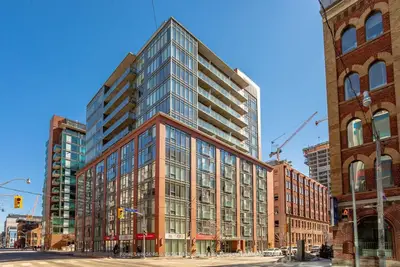 Condo Apartment in Toronto