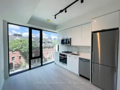 195 Mccaul Street 219, Toronto C01, On M5t 0e5