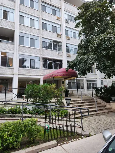 335 Lonsdale Avenue 402, Toronto C03, On M5p 1r4