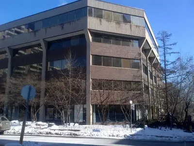 250 Merton Street 204, Toronto C10, ON M4S 1A6