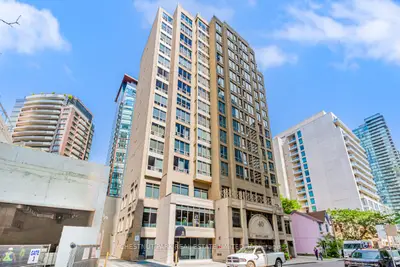 Condo Apartment in Toronto