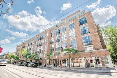 Condo Apartment in Toronto