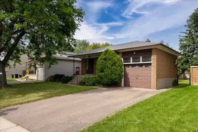 Detached in Toronto