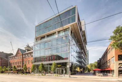 560 King Street W 206, Toronto C01, On M5v 0l6