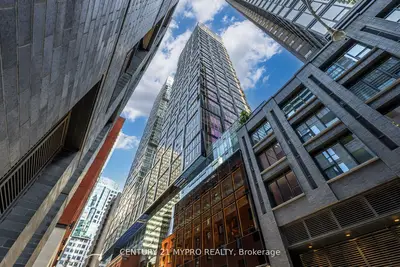 Co-op Apartment in Toronto