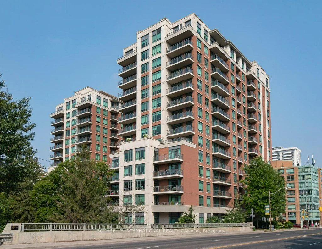 Condo Apartment in Toronto