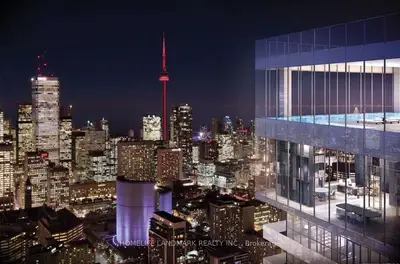 7 Grenville Street 2202, Toronto C01, On M4y 0e9