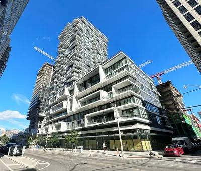 Condo Apartment in Toronto