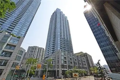 2181 Yonge Street 1212, Toronto C10, On M4s 2b1