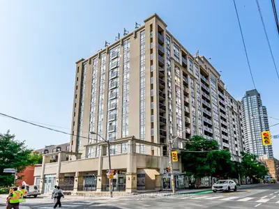 Condo Apartment in Toronto