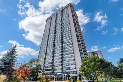 Condo Apartment in Toronto