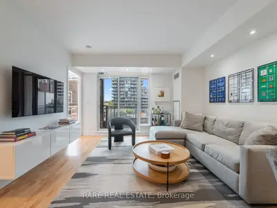Condo Apartment in Toronto