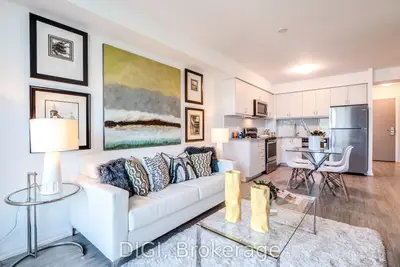 Condo Apartment in Toronto