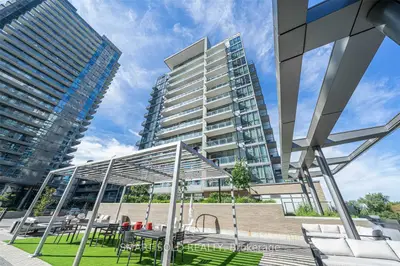 Condo Apartment in Toronto