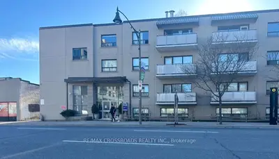 Condo Apartment in Toronto