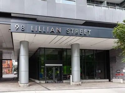 Condo Apartment in Toronto