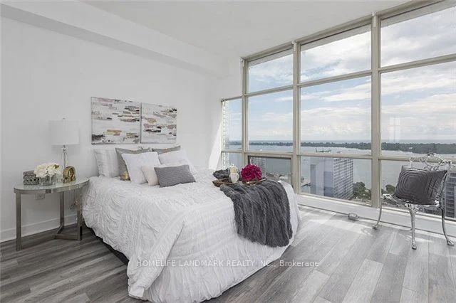 10 Navy Wharf Court 2912, Toronto C01, ON M5V 3V2