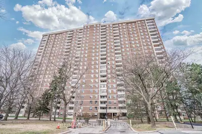Condo Apartment in Toronto