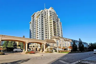 Condo Apartment in Toronto