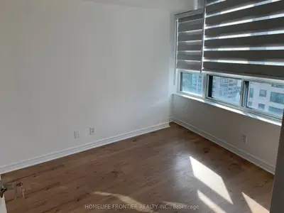 23 Hollywood Avenue 1610, Toronto C14, On M2n 7l8