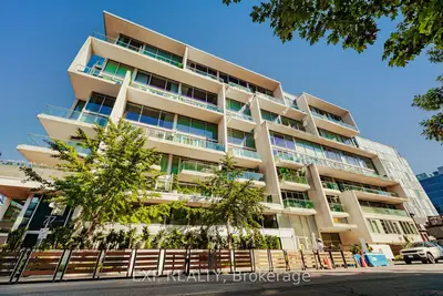 75 Portland Street 321, Toronto C01, On M5v 2m9