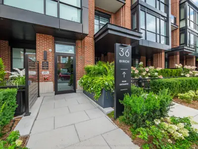 Condo Townhouse in Toronto