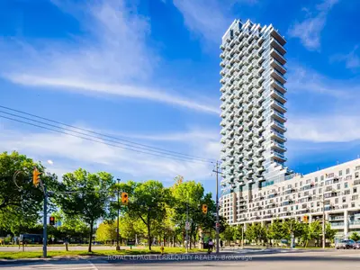 Condo Apartment in Toronto