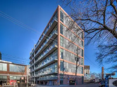 Condo Apartment in Toronto