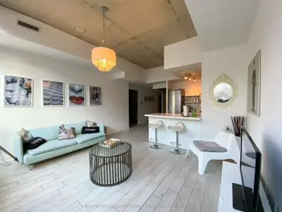461 Adelaide Street W 105, Toronto C01, On M5v 0l6