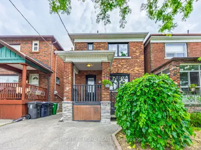 Detached in Toronto