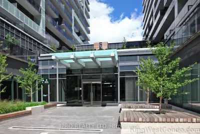 1030 King Street W 453, Toronto C01, On M6k 0b4