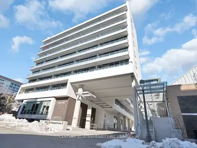 Condo Apartment in Toronto
