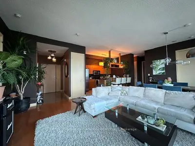 Co-op Apartment in Toronto