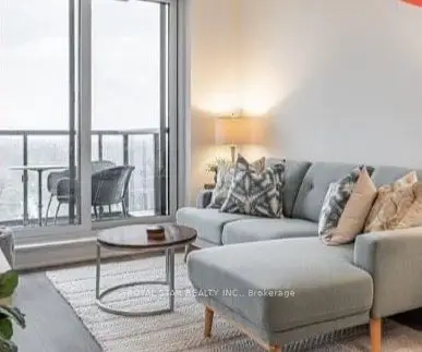 130 River Street 1501, Toronto C08, On M5a 0r8