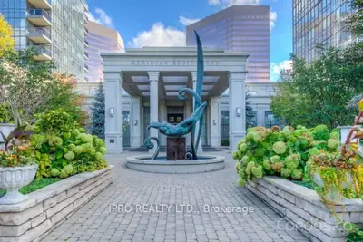 15 Greenview Avenue 1505, Toronto C07, On M2m 4m7